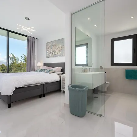 Duplex Penthouse In Cataleya Apartamento Estepona